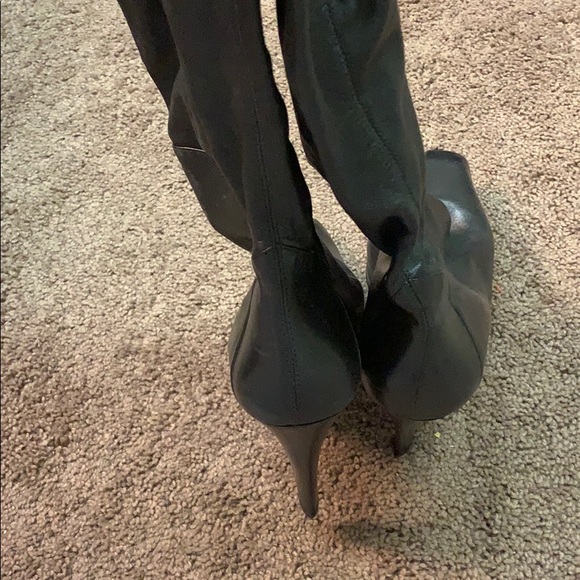 Shoes - Picture 2 of 6